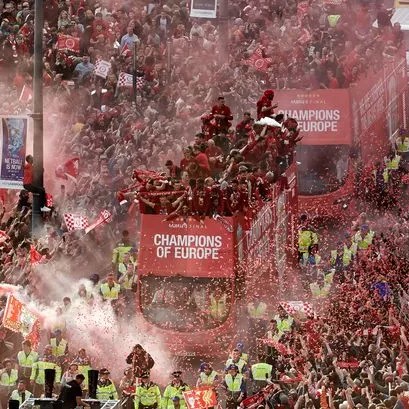Liverpool players celebrating a goal